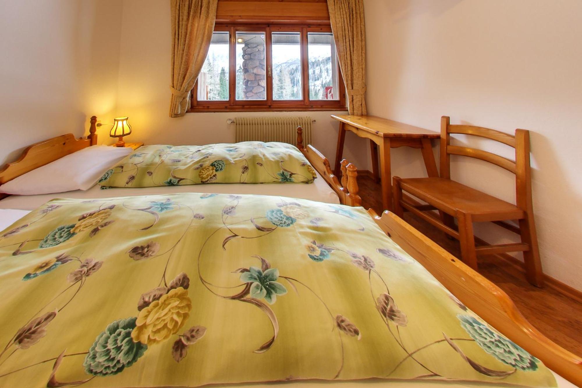 Rifugio Flora Alpina Hotel Passo San Pellegrino Buitenkant foto